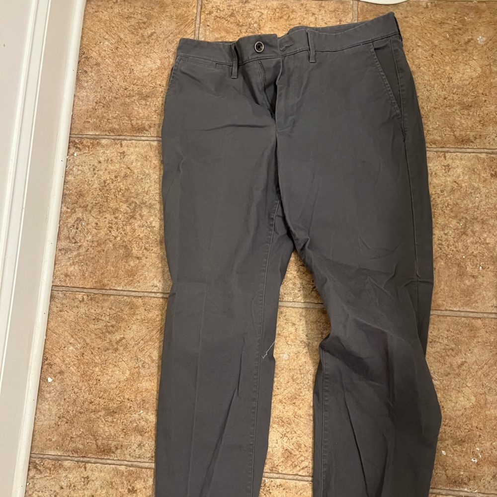 NWOT goodfellow gray Hennepin chino straight leg size 32